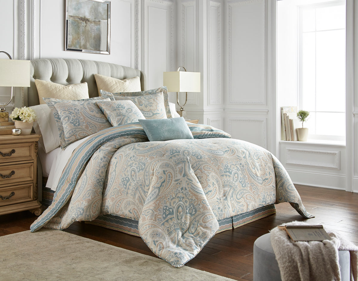kathy ireland® Home Paisley Paradise Comforter Set
