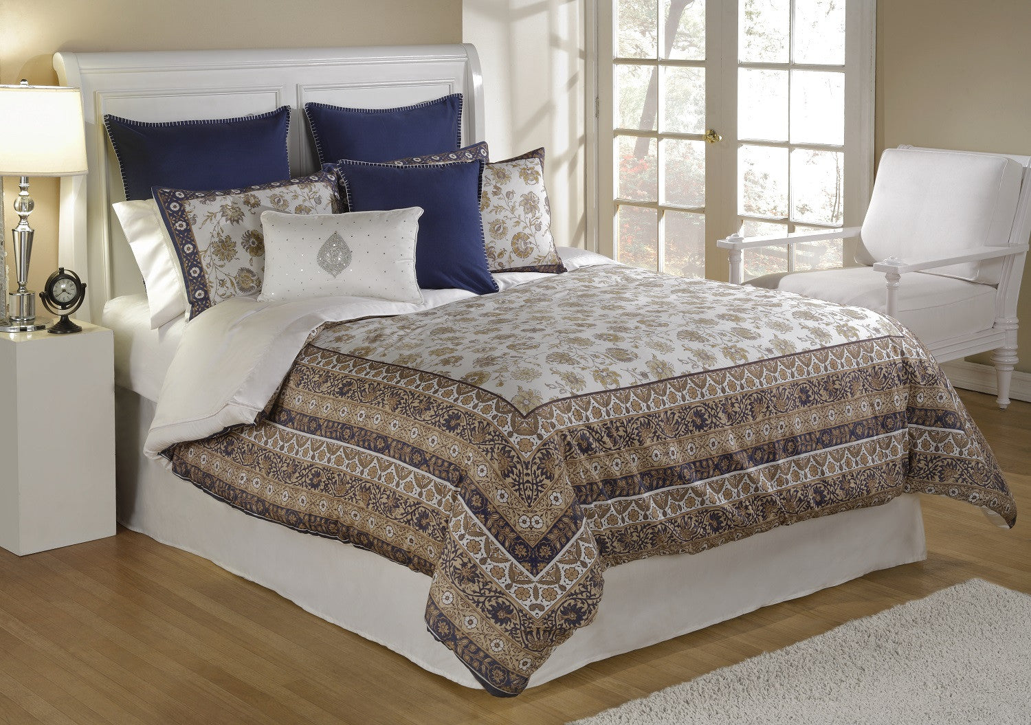 bed INC Isabella Comforter Set